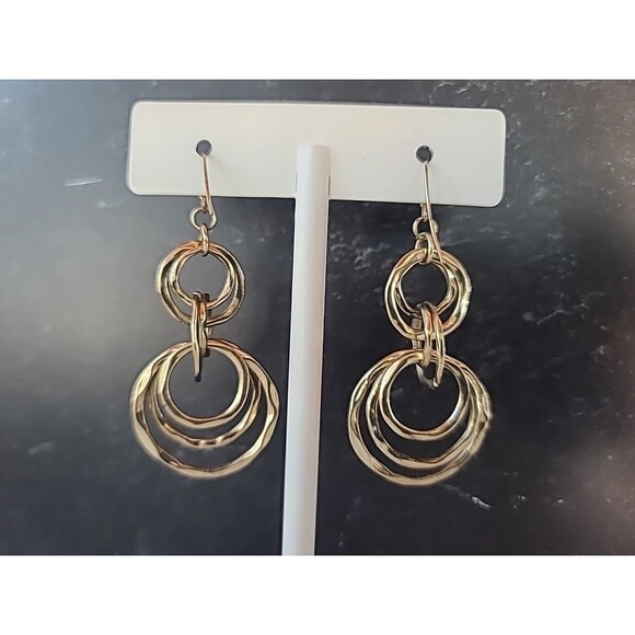 Dangling Gold Tone Metal Pierced Earrings Vintage Costume Jewelry, READ - Picture 6 of 10